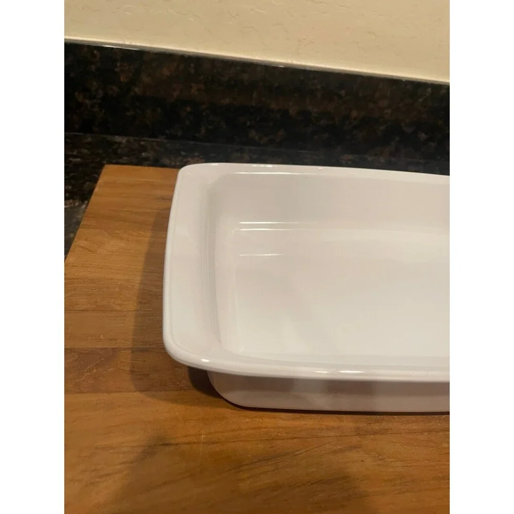 Corning Ware white P-332 Cornflower Casserole Lasagna